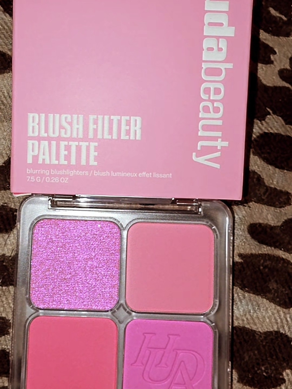 HUDA BEAUTY Blush Filter Palette - Bright Pink Quartet